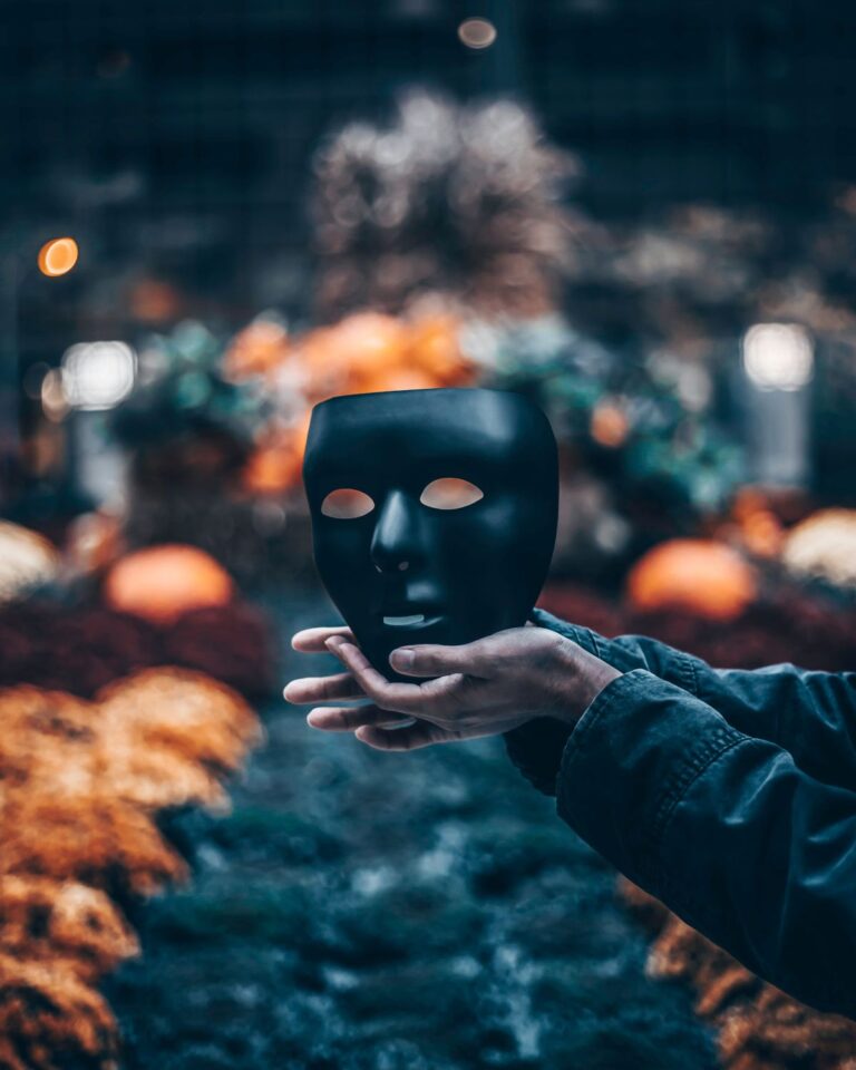 malignant narcissist mask