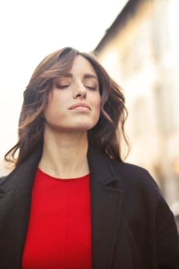 Portrait of a fashionable woman in Pordenone, Italy, showcasing style and elegance.